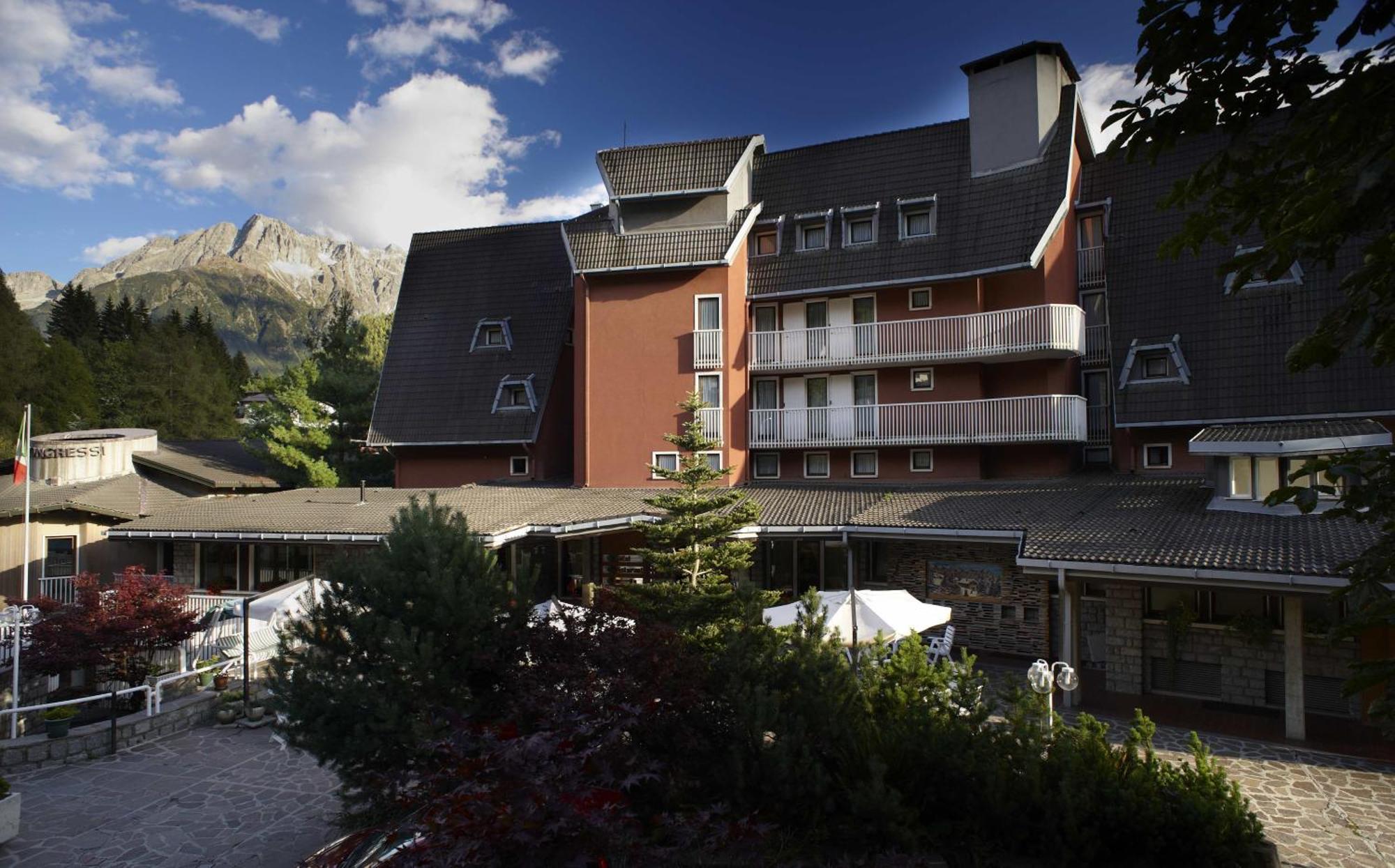 Hotel Mirella Ponte Di Legno Buitenkant foto