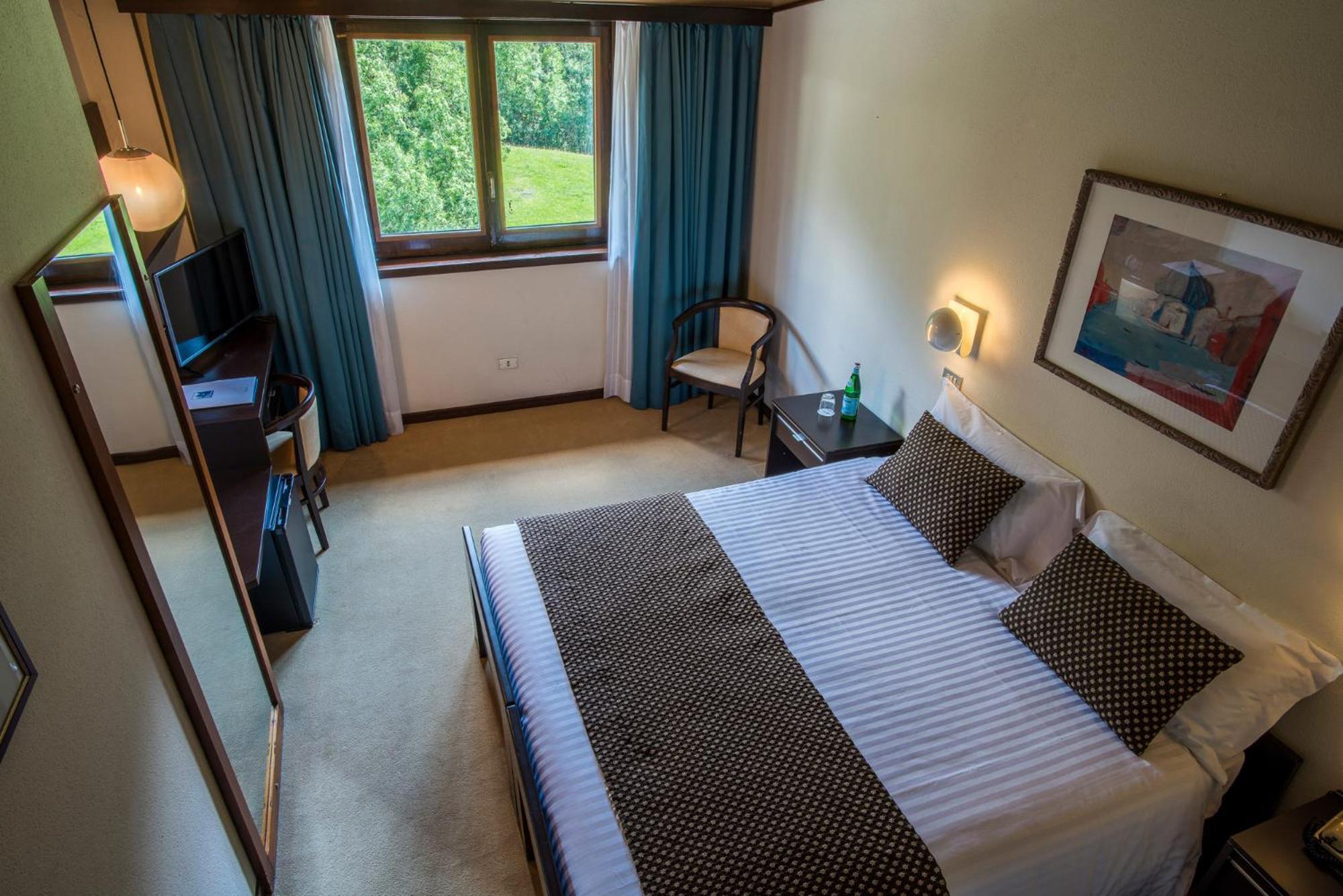 Hotel Mirella Ponte Di Legno Buitenkant foto