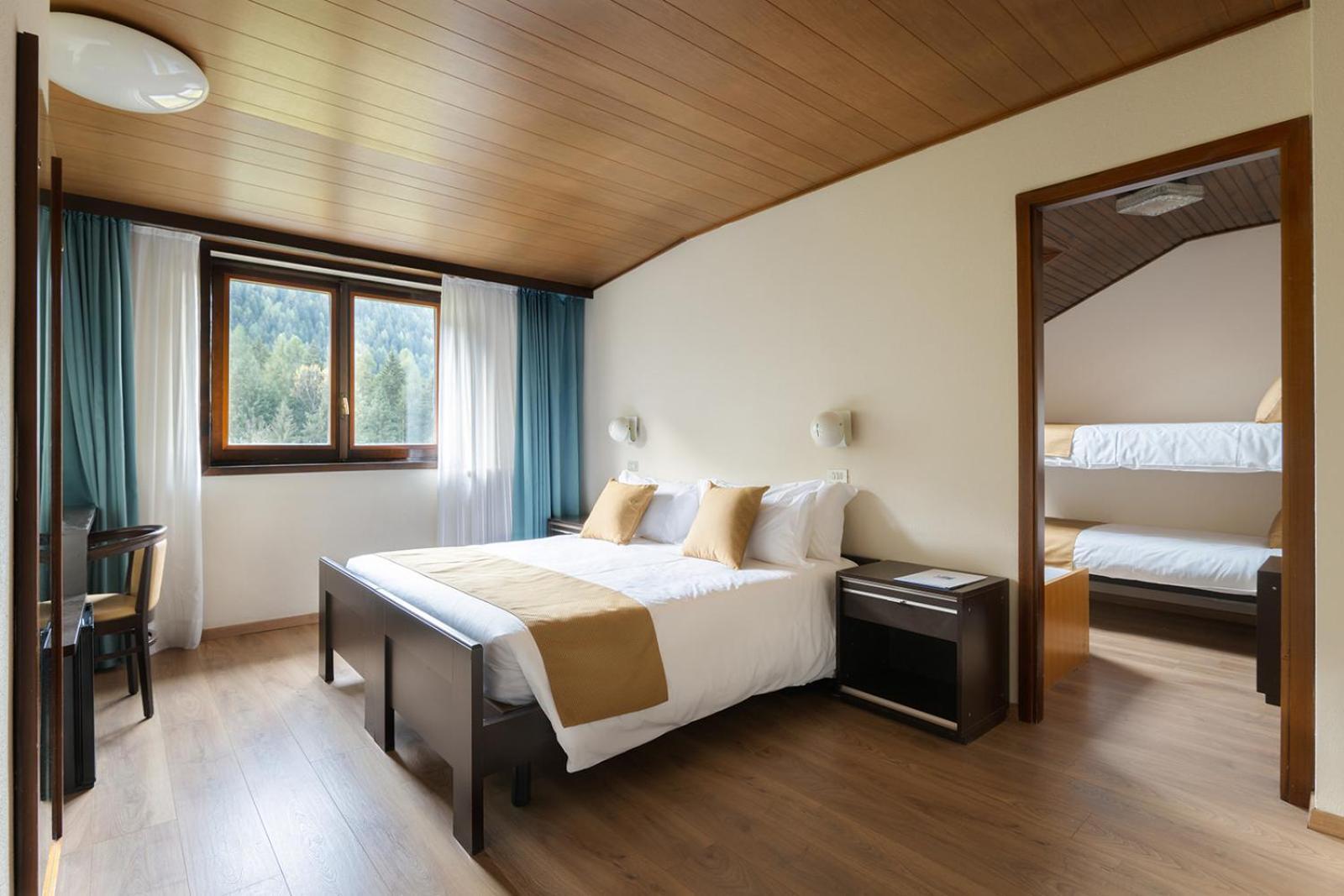 Hotel Mirella Ponte Di Legno Buitenkant foto